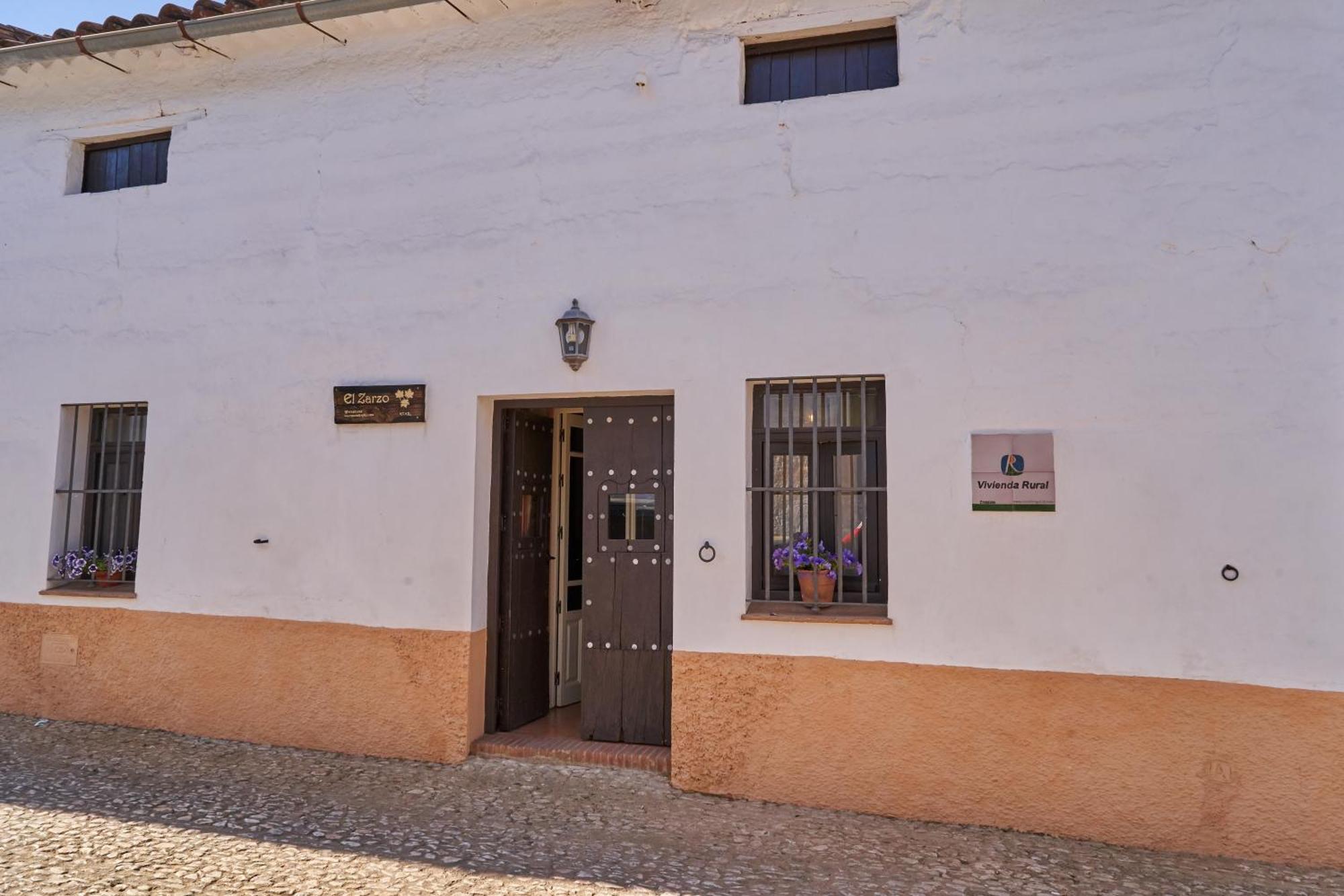 Zarzo Del Tragaluz Villa Fuenteheridos Bagian luar foto